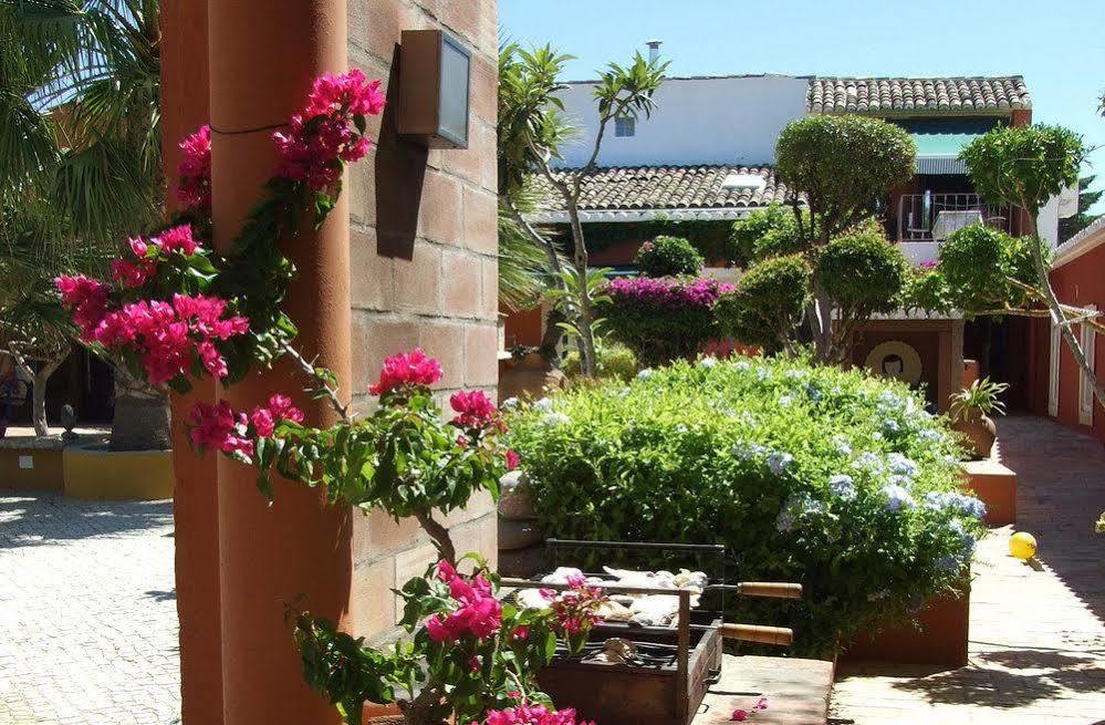 Quinta Dos Amigos Lägenhet Almancil Exteriör bild