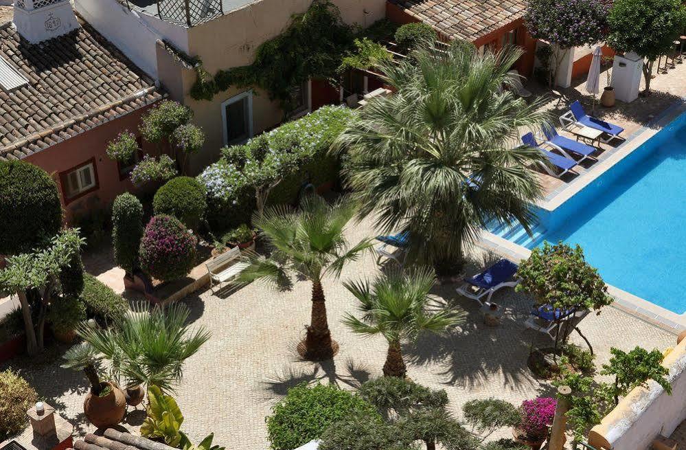 Quinta Dos Amigos Lägenhet Almancil Exteriör bild